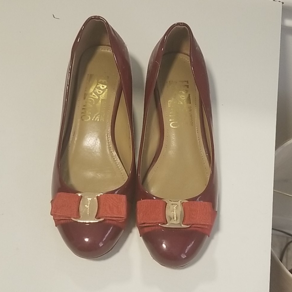 Salvatore ferragamo bow shoes